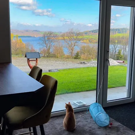 Ferienhaus Modern With View Roudno